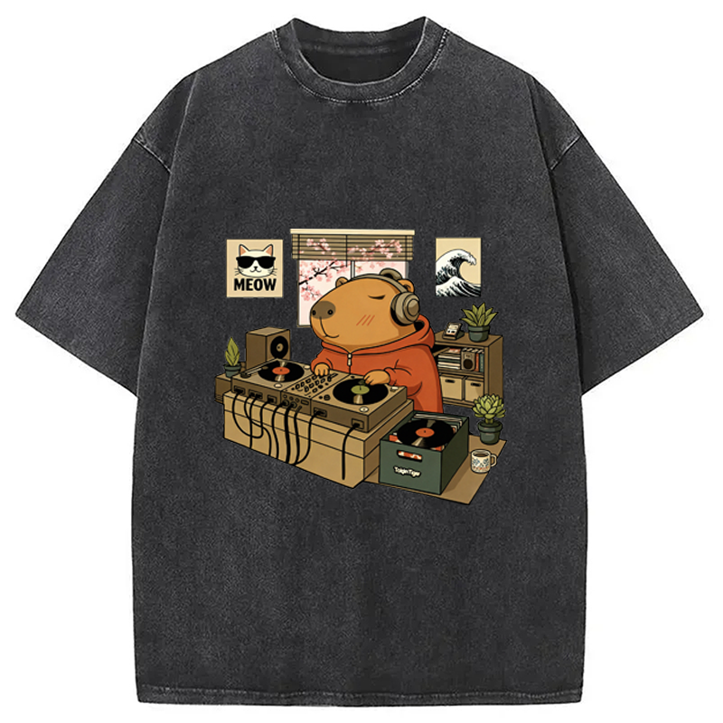 bbb Capybara DJ Washed T-Shirt