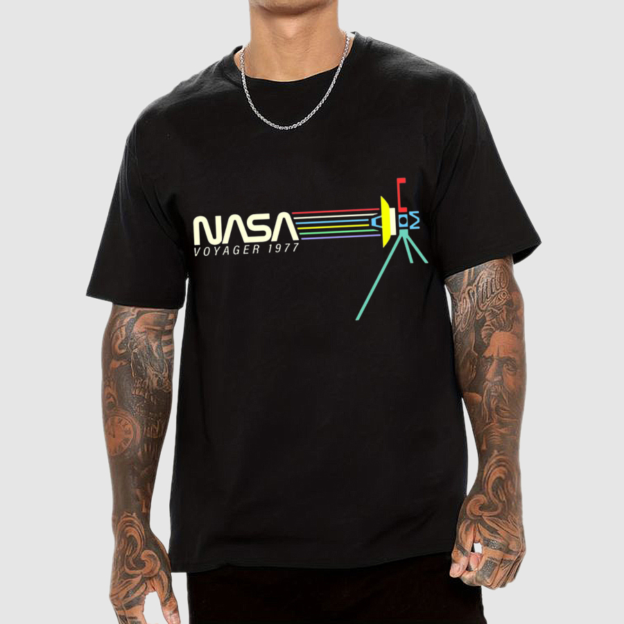 Retro NASA Voyager Spacecraft y T-Shirt