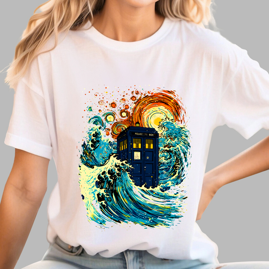 Great Kanagawa Wave And The Tardis  T-Shirt