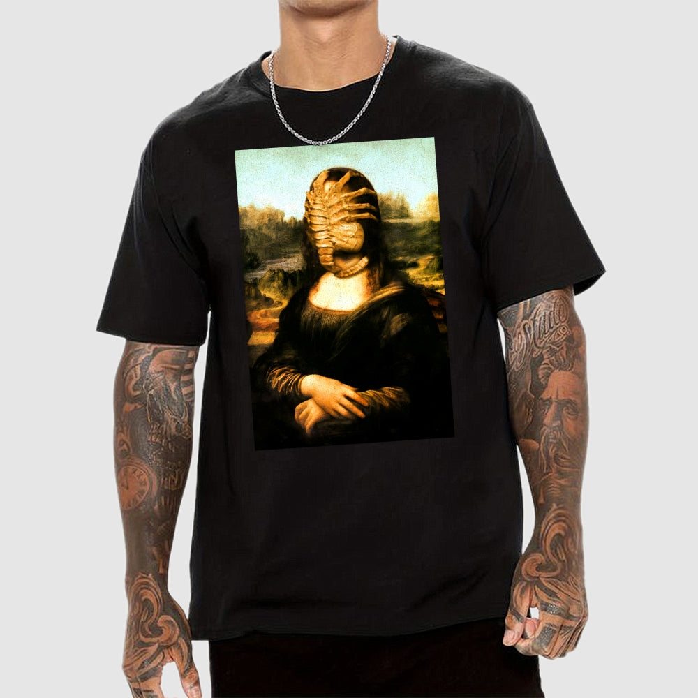 A sci-fi version of the Mona Lisa's smile  T-Shirt