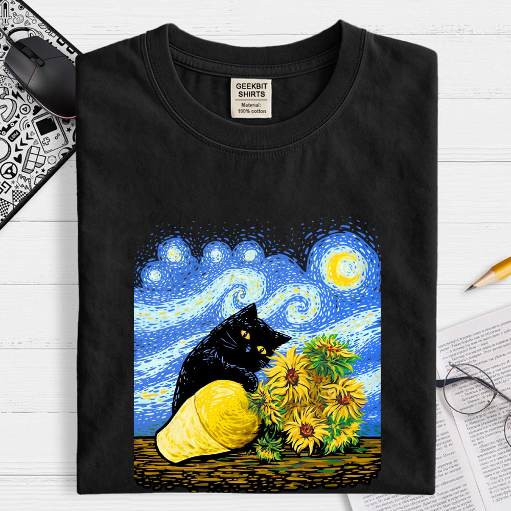 The Art Critic-Van Gogh's Starry Night  T-Shirt