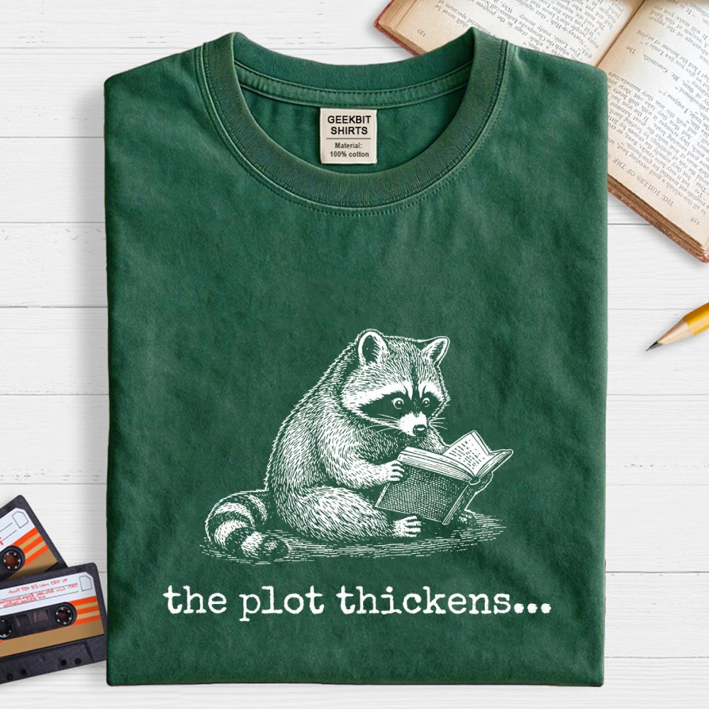 The Plot Thickens Bookish Raccoon Reading  T-Shirt
