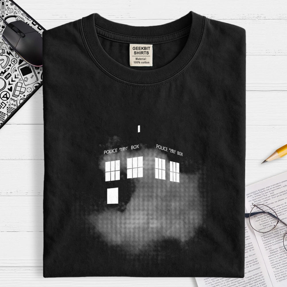 Things Waiting in the Darkness  T-Shirt