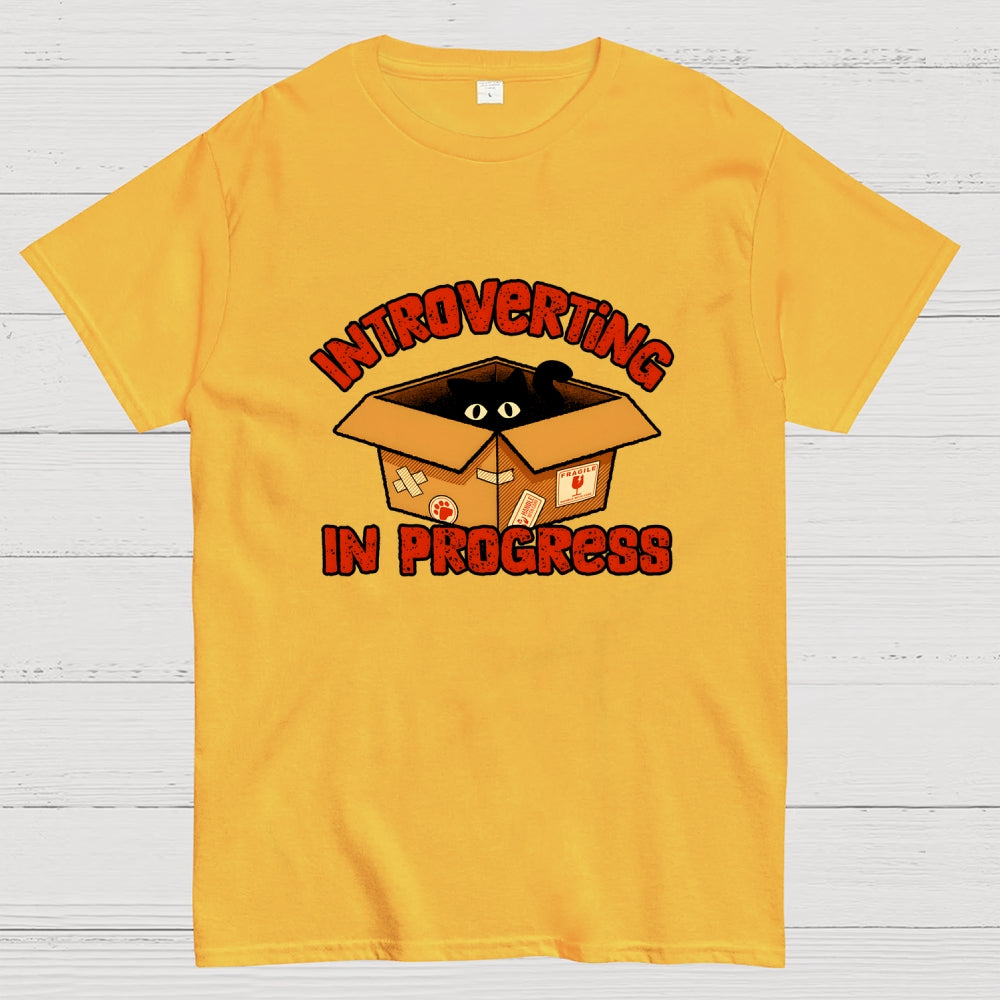 Introverting cat  T-Shirt