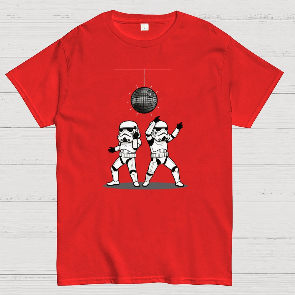 Soldiers dancing disco  T-Shirt