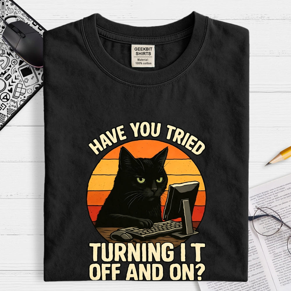 Black Cat Tech Support Funny Retro IT  T-Shirt