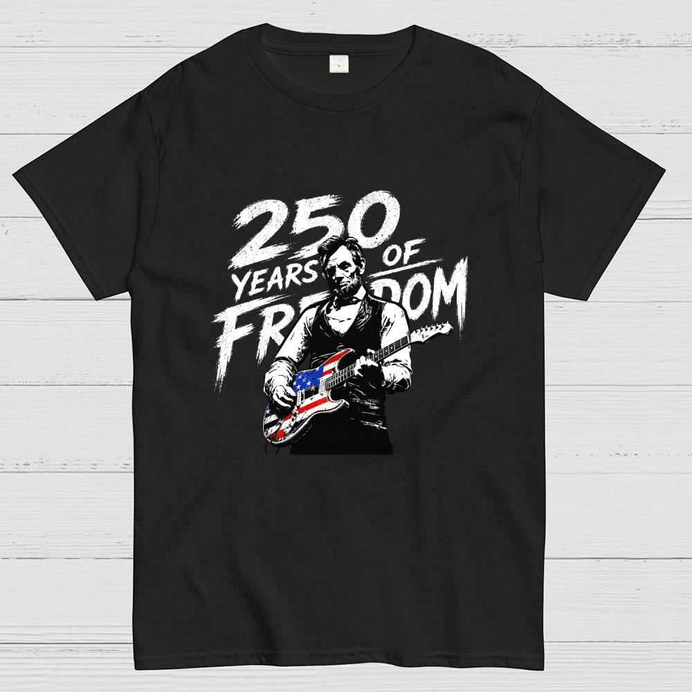 President Abraham Lincoln Playing Guitar 250th Anniversary 4th of July  T-Shirt