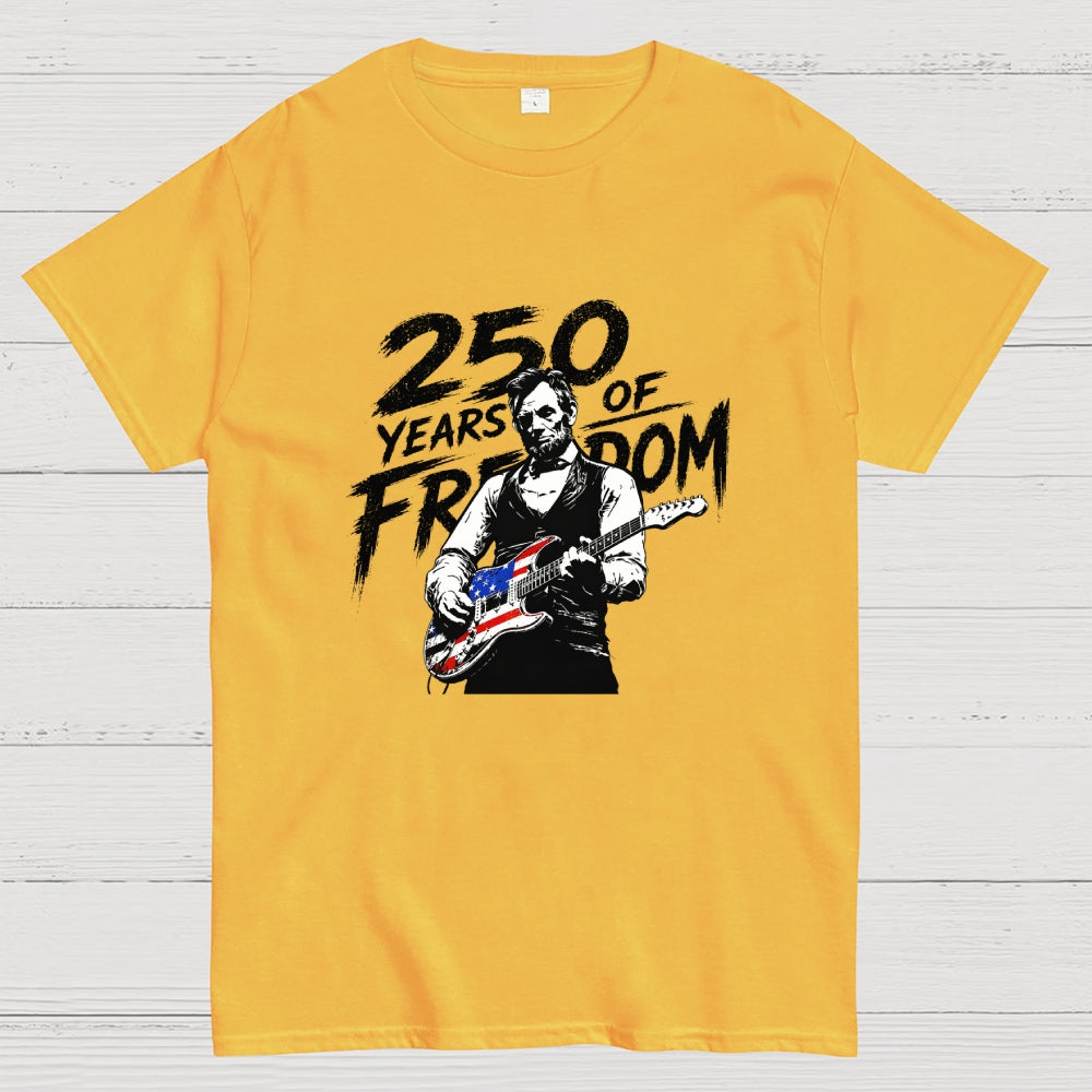 President Abraham Lincoln Playing Guitar 250th Anniversary 4th of July  T-Shirt