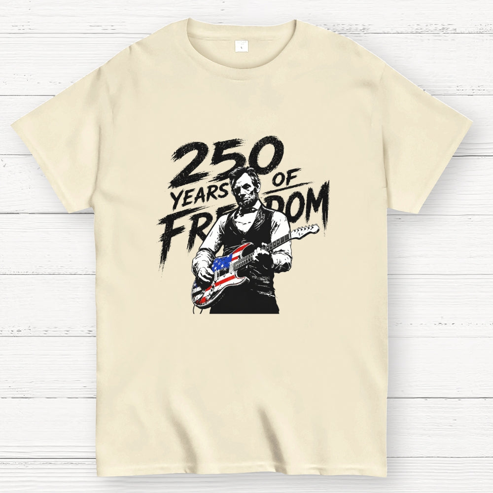 President Abraham Lincoln Playing Guitar 250th Anniversary 4th of July  T-Shirt