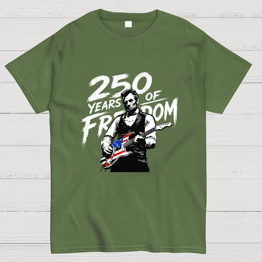 President Abraham Lincoln Playing Guitar 250th Anniversary 4th of July  T-Shirt