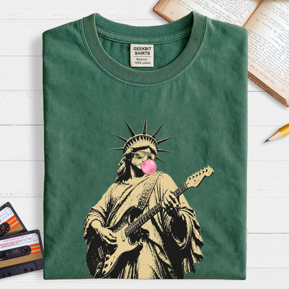 Statue of Liberty Guitar – America 250  T-Shirt