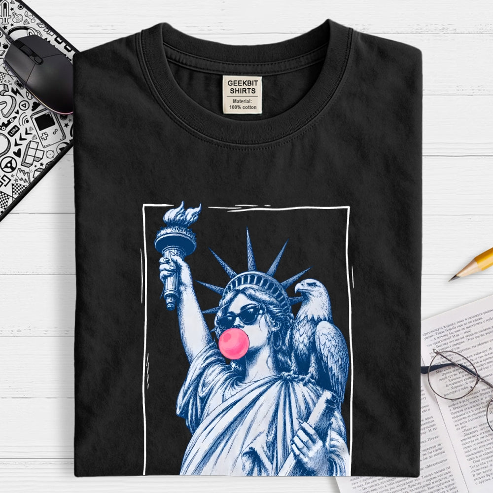 Retro Lady Liberty Bubblegum – America 250  T-Shirt