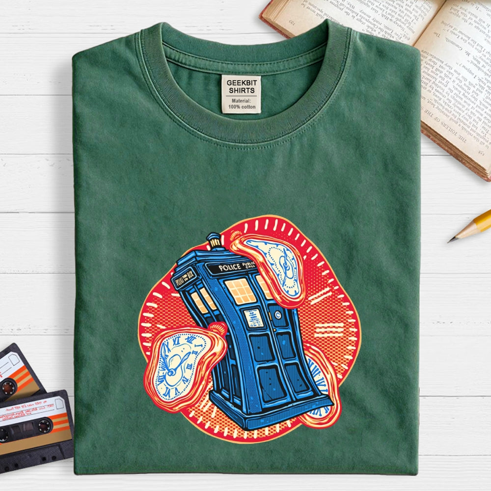 The Distortion of Time  T-Shirt