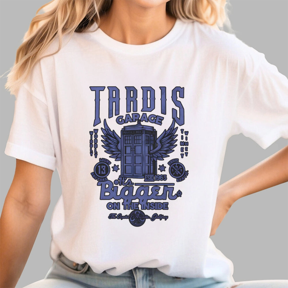 Tardis Garage  T-Shirt