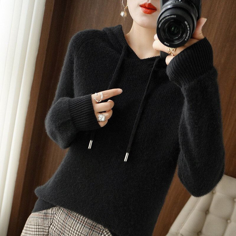 Weicher, kuscheliger Damen-Kapuzenpullover – Strickpullover mit überschnittenen Schultern