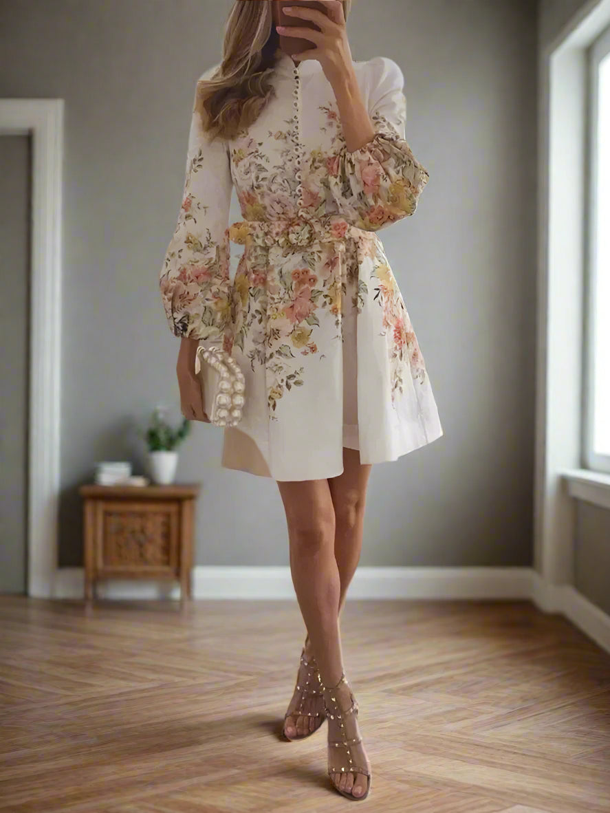 Trendy Women's Mini Dress with Print and Elegant Button Details for Casual and Special Occasions