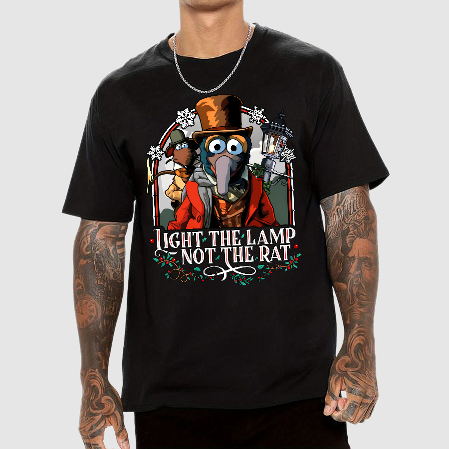 Muppet Christmas Carol - Light the Lamp Not the Rat Magnet  T-Shirt
