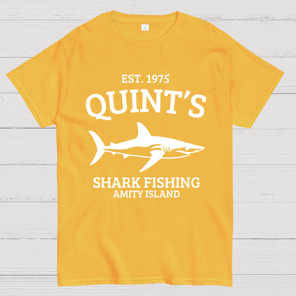 Quint's Shark Fishing Amity Island 1975 Jaws y T-Shirt