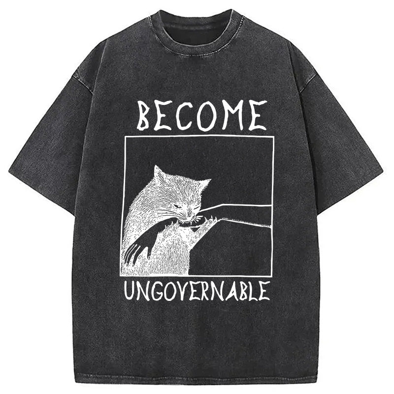 bbb Cat Biting Arm Washed T-Shirt