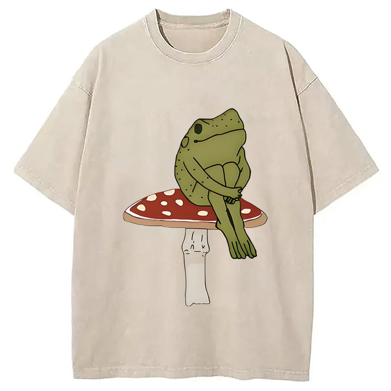 bbb Frog on Mushroom Washed T-Shirt