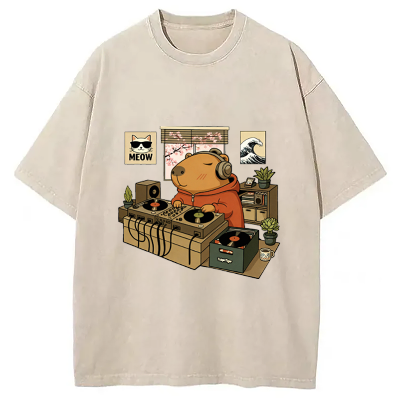 bbb Capybara DJ Washed T-Shirt