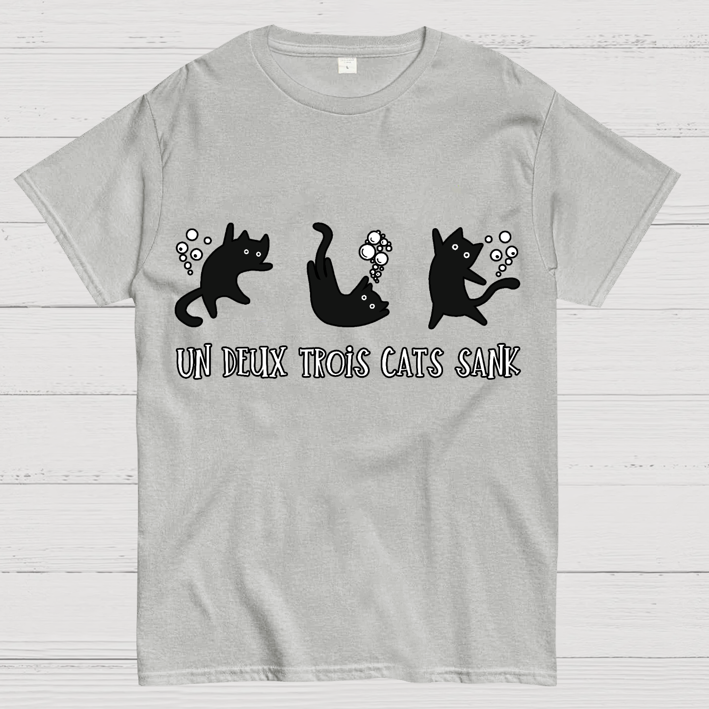 Un Deux Trois Cats Sank  T-Shirt