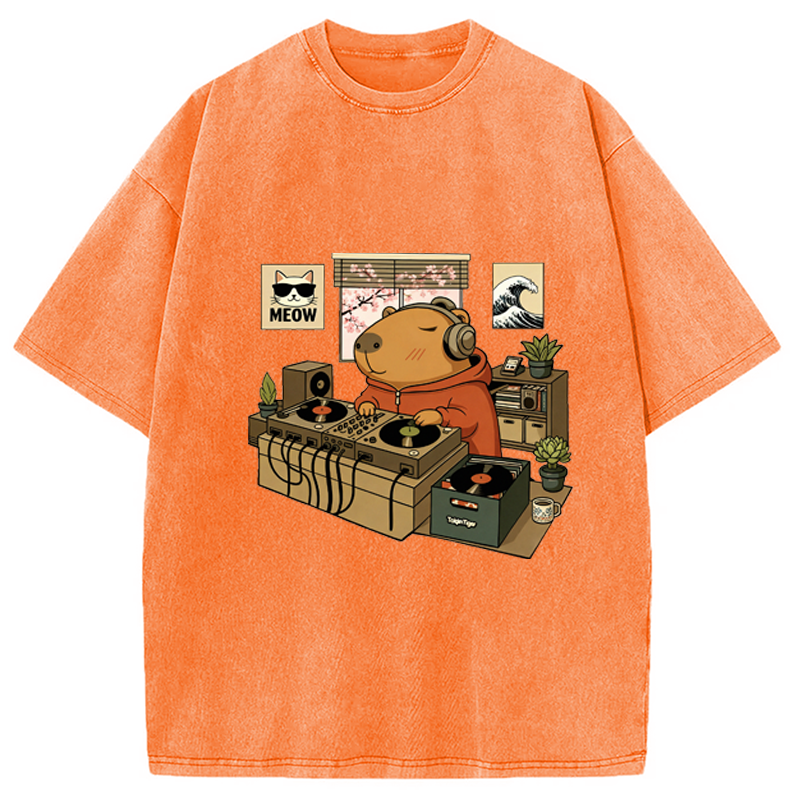 bbb Capybara DJ Washed T-Shirt