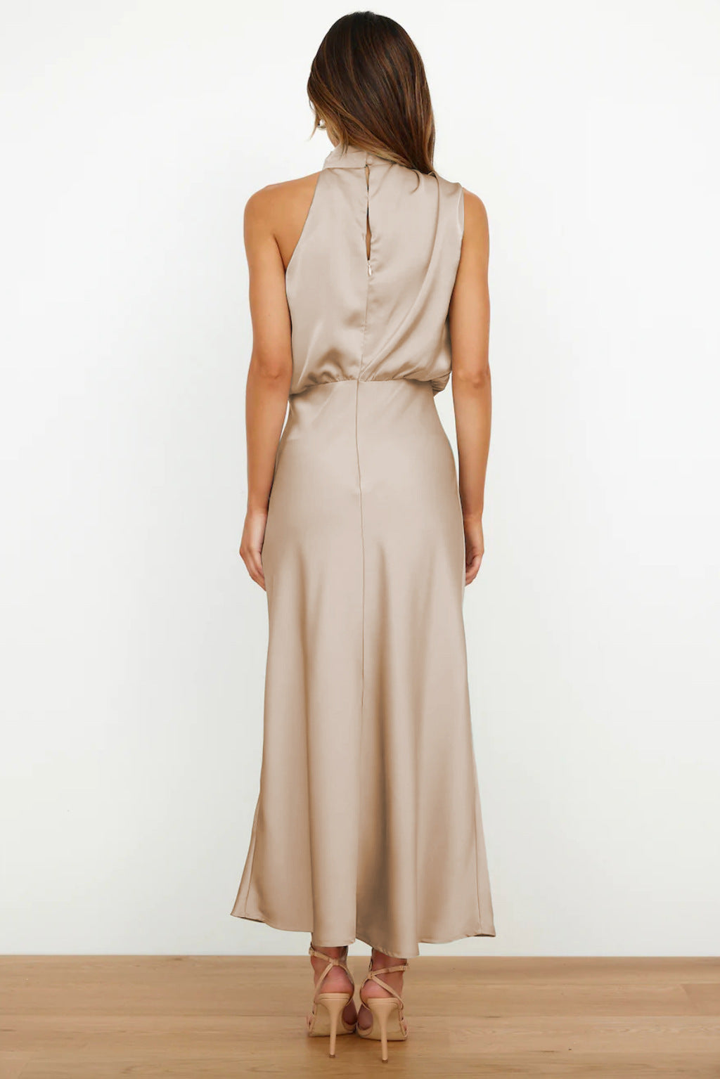 Long Satin Halterneck Formal Dress for Weddings and Elegant Occasions, Full-Length Evening Gown
