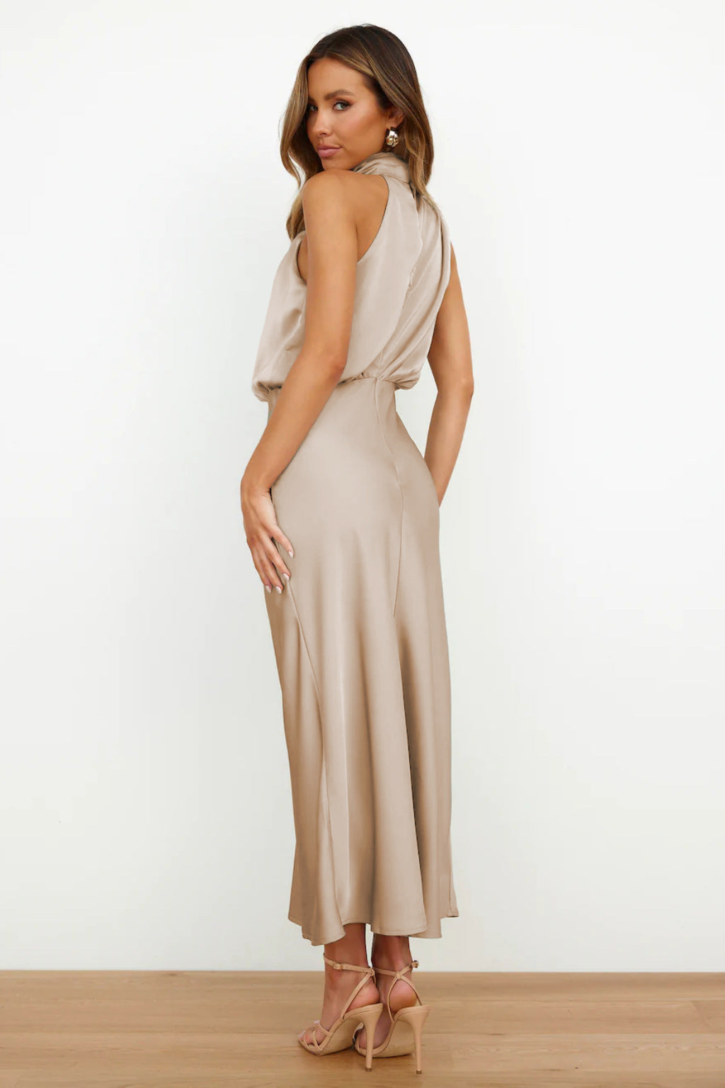 Long Satin Halterneck Formal Dress for Weddings and Elegant Occasions, Full-Length Evening Gown