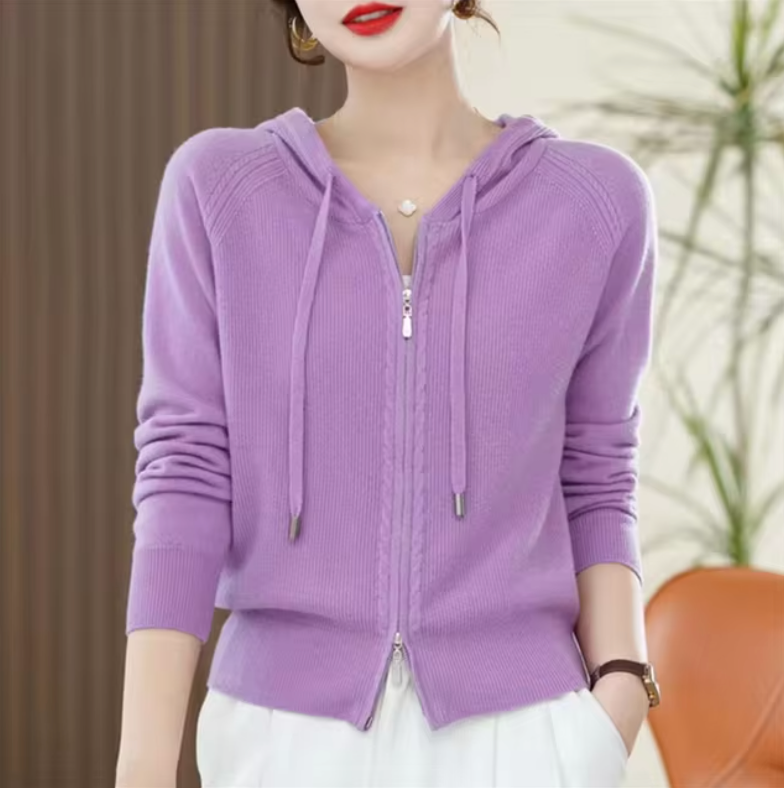 Leichter Damen-Kapuzenpullover mit Reißverschluss – Lässiger Strick für den Frühling