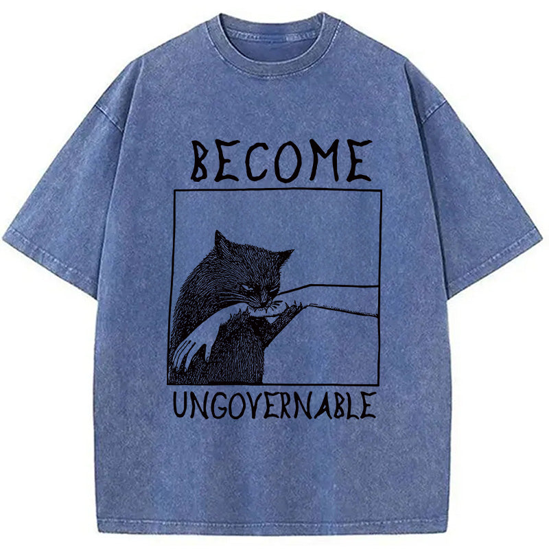 bbb Cat Biting Arm Washed T-Shirt