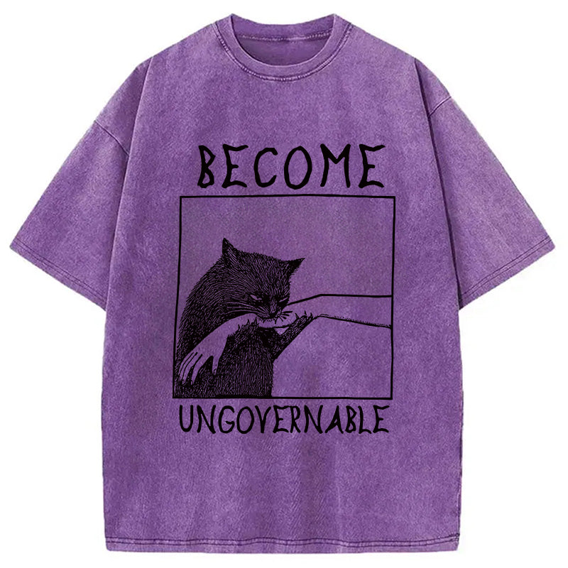 bbb Cat Biting Arm Washed T-Shirt