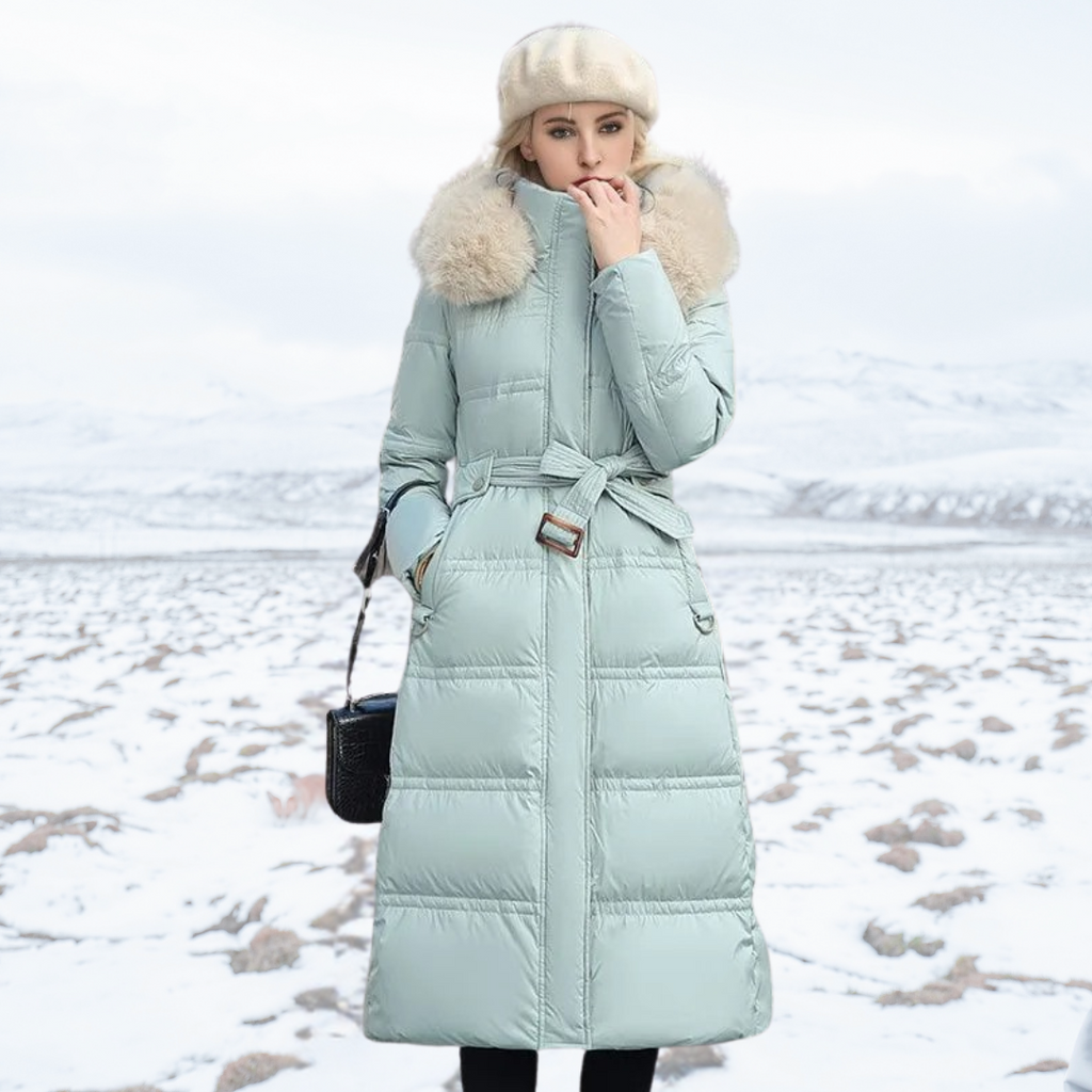 Insulating Women’s Puffer Coat - Quilted, Fur Trimmed