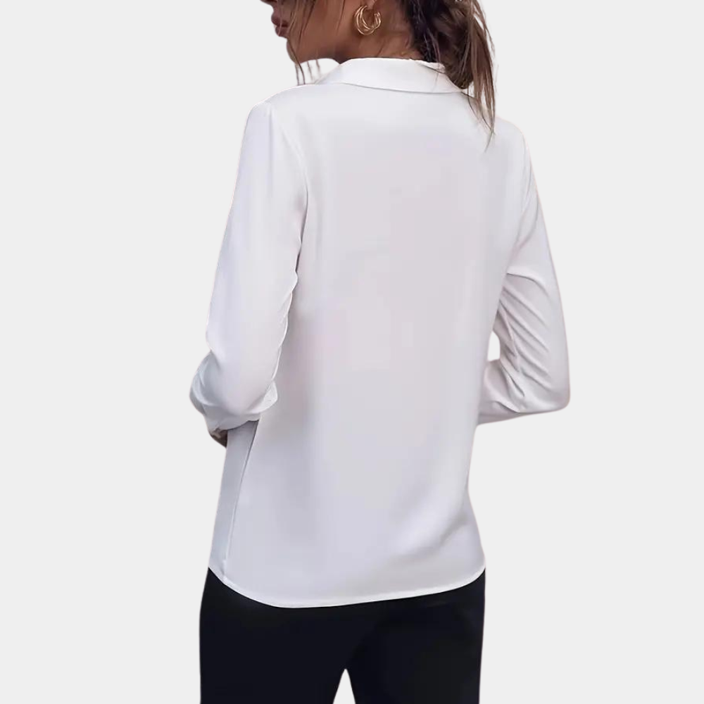 Breathable women's blouse – tailored fit, premium material, for office and casual outings