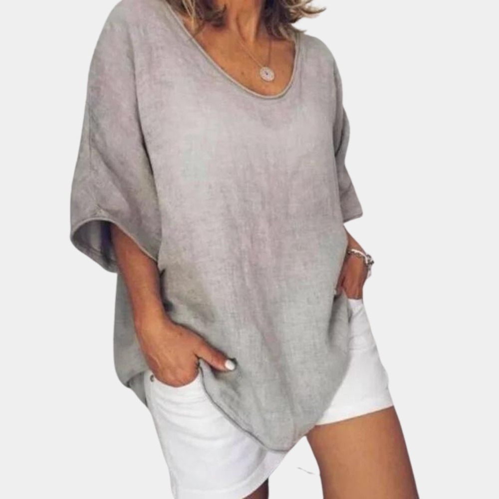 Breathable women's oversized T-shirt – relaxed fit, cotton, for summer outings