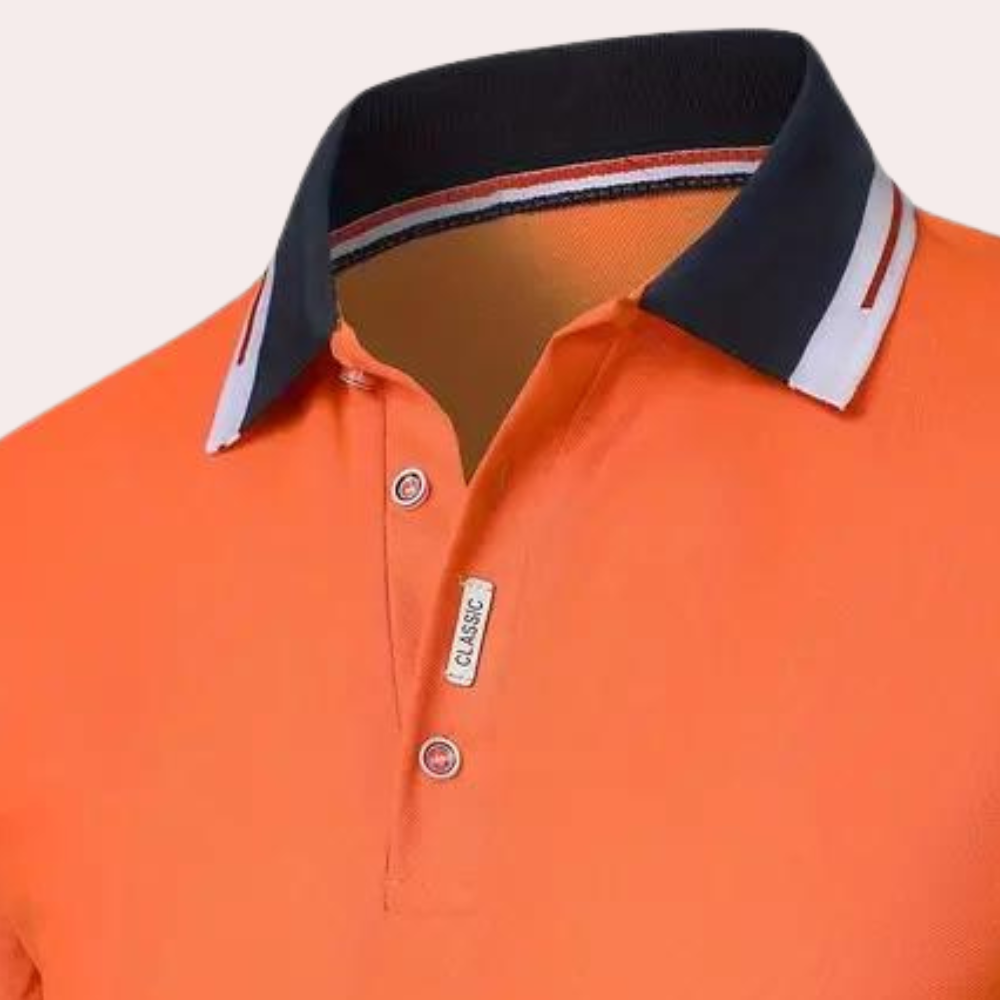 Orangefarbenes Herren-Poloshirt, bequeme Passform, atmungsaktives Material, ideal für Freizeit und Sport, erhältlich in den Größen S–XL