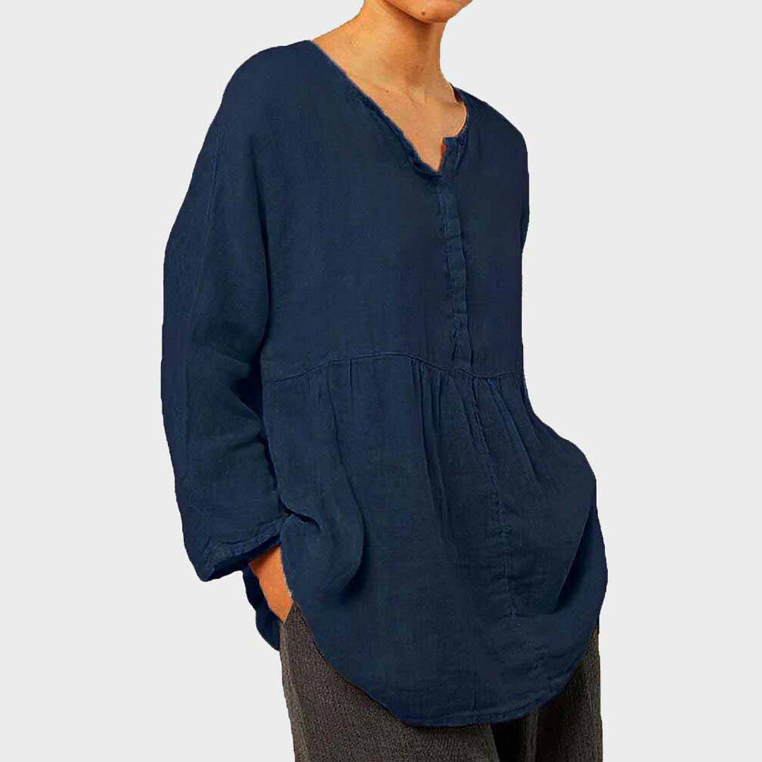 Lightweight & flattering women’s blouse – oversized casual fit, polyester, for summer outings