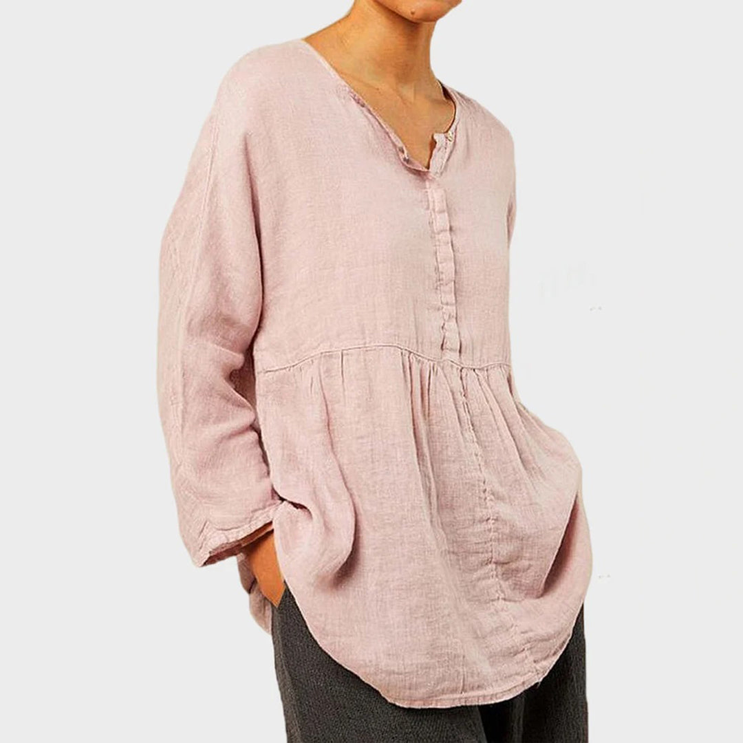 Lightweight & flattering women’s blouse – oversized casual fit, polyester, for summer outings