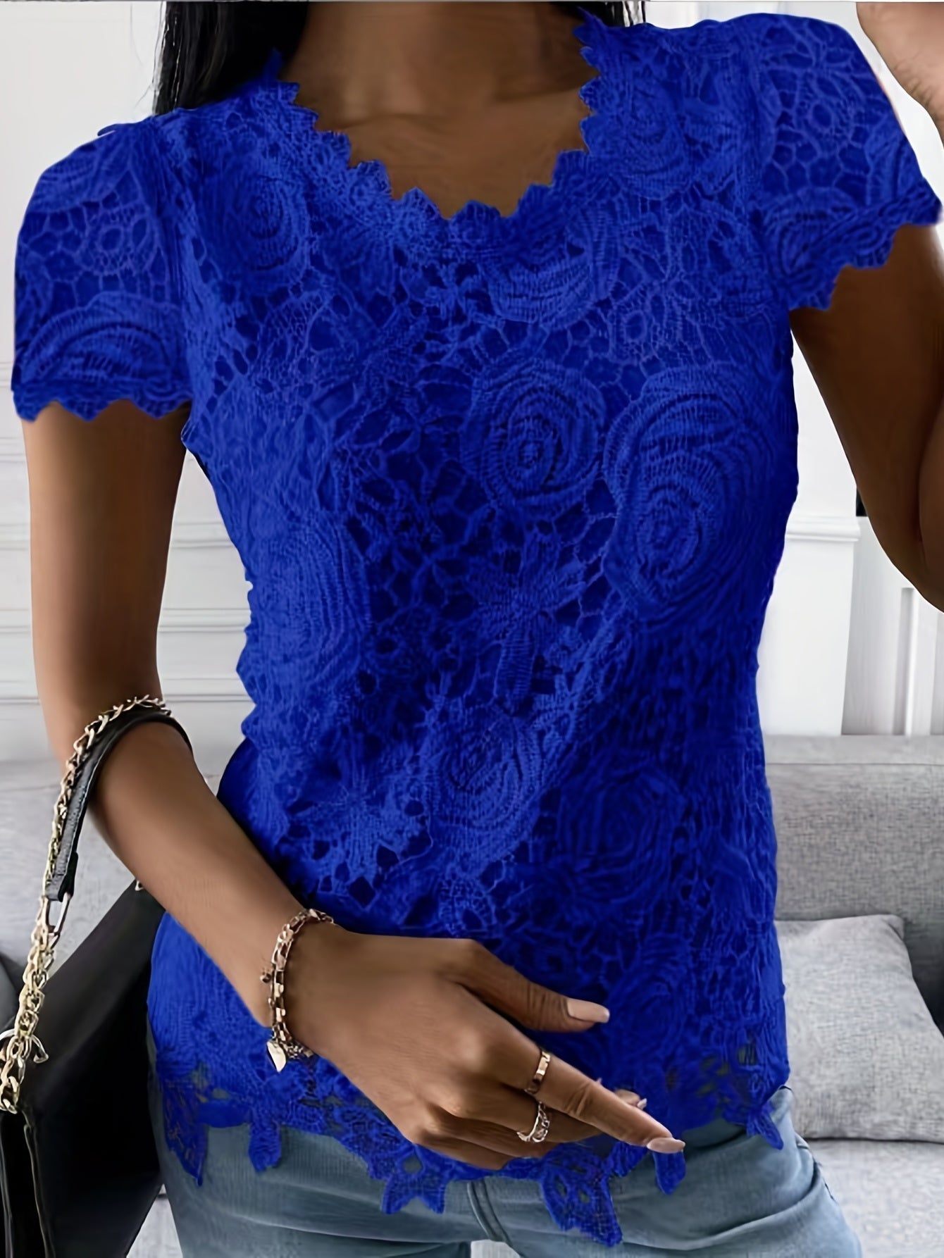 Leichtes Damen-T-Shirt mit kurzen Ärmeln – elegantes Design, atmungsaktives Material, für Frühling und Sommer