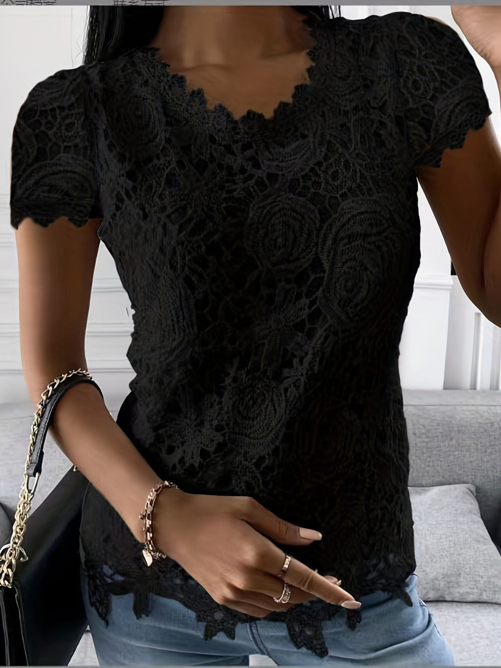 Lightweight women’s short sleeve t-shirt – elegant design, breathable fabric, for spring & summer