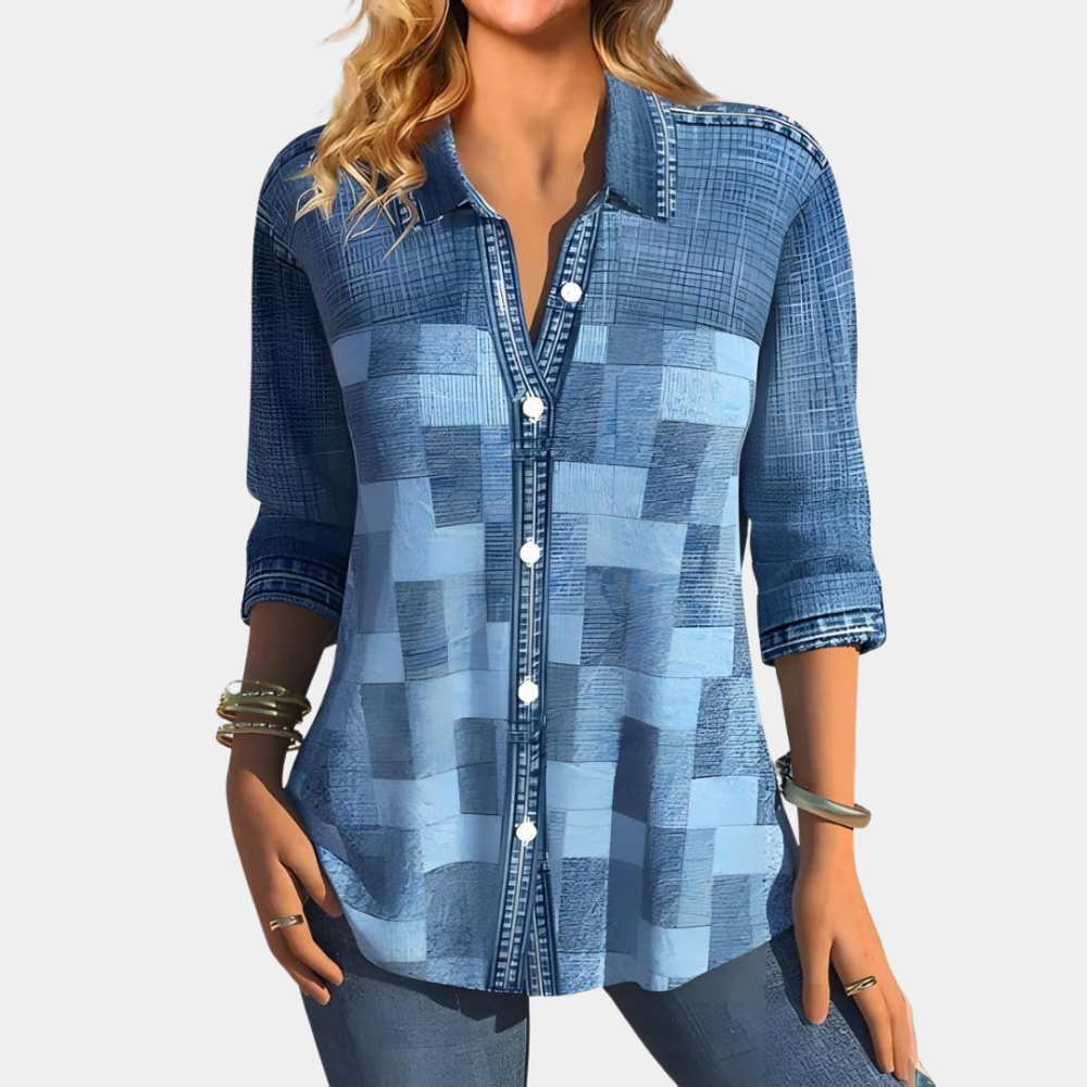Breathable women's button-up blouse – classic check pattern, lightweight, for everyday wear