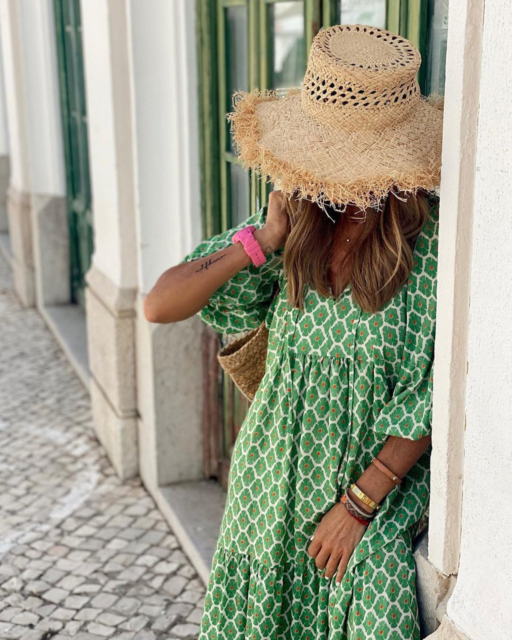 Elegantes Maxikleid mit langen Ärmeln für Damen, schmeichelhaftes Blumenmuster, perfekt für formelle Anlässe und besondere Feierlichkeiten