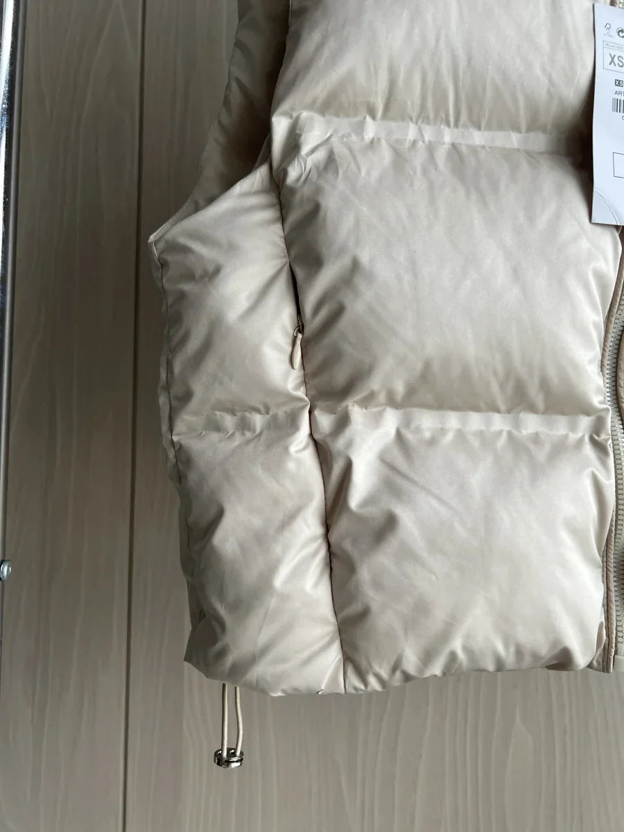 Insulating Women’s Puffer Vest - Oversized Quilted Cotton