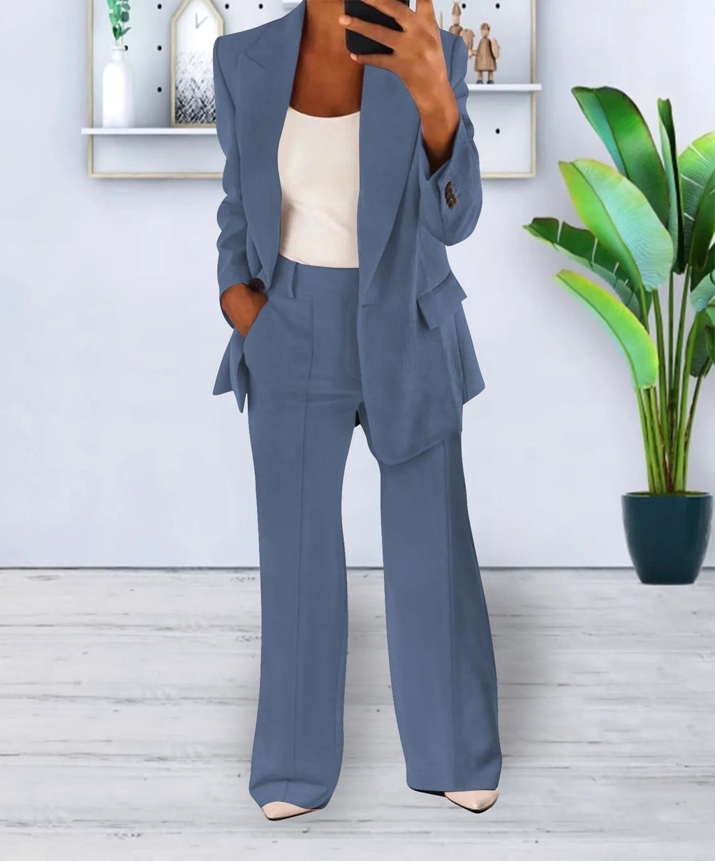 Versatile women's suit – oversized blazer and straight-leg trousers, stretchy polyester, for work or casual outings