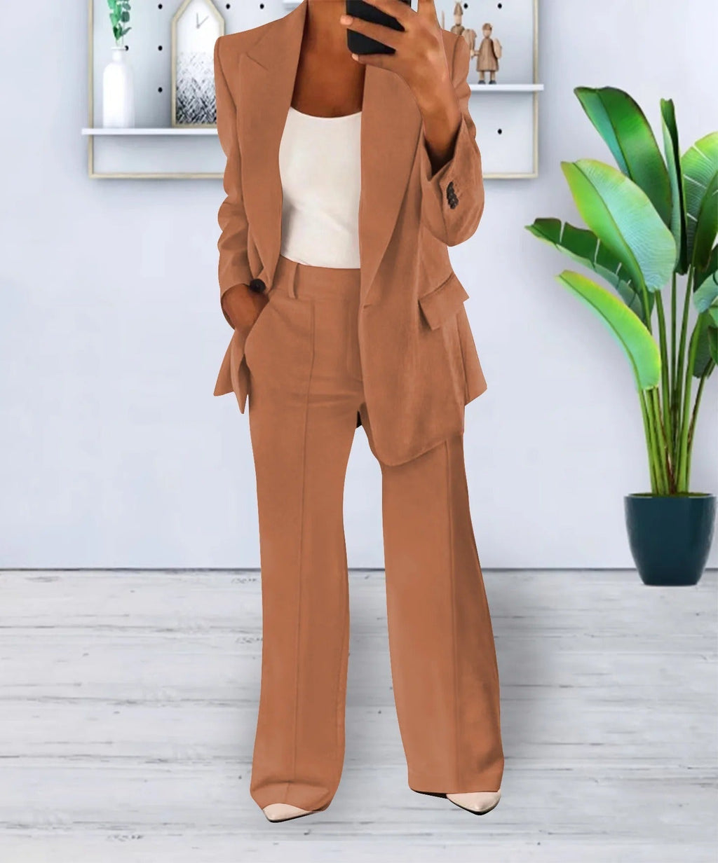 Versatile women's suit – oversized blazer and straight-leg trousers, stretchy polyester, for work or casual outings