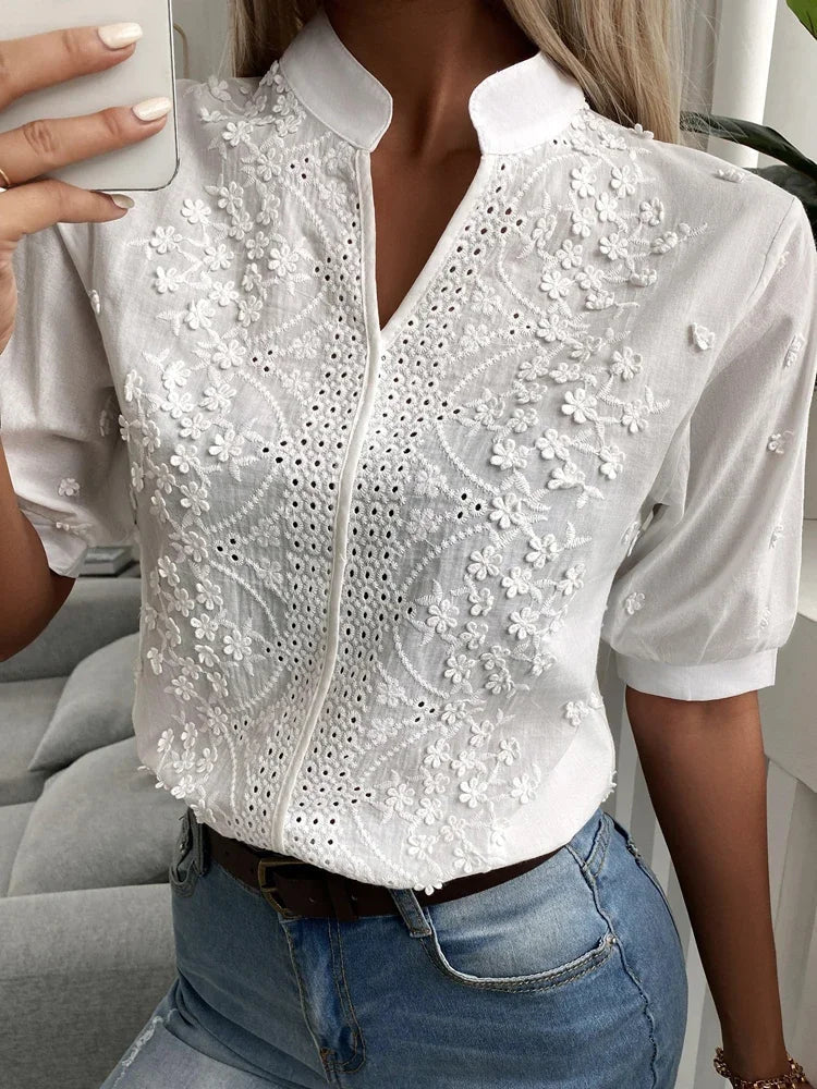 Elegant Women's Top - Flattering Fit Blouse for Going Out, Soft Breathable Fabric, Versatile Style for Casual and Formal Events