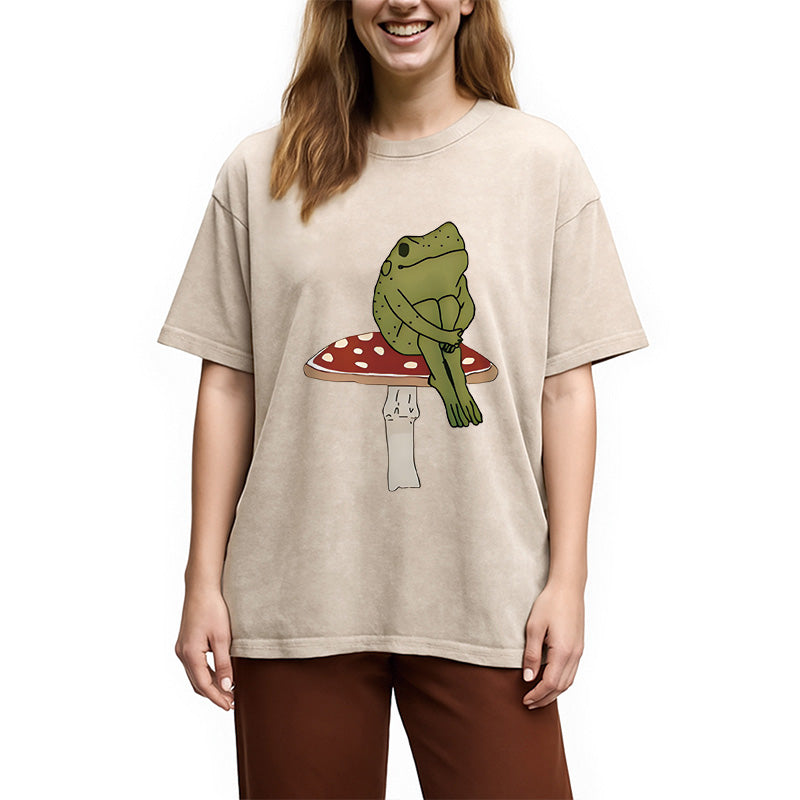 bbb Frog on Mushroom Washed T-Shirt