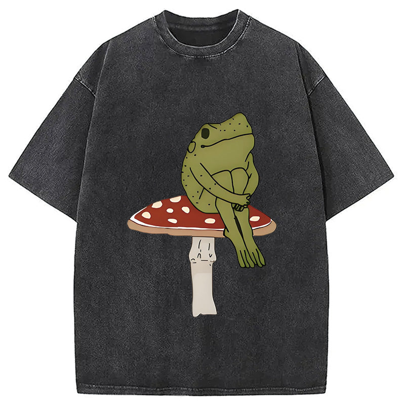 bbb Frog on Mushroom Washed T-Shirt