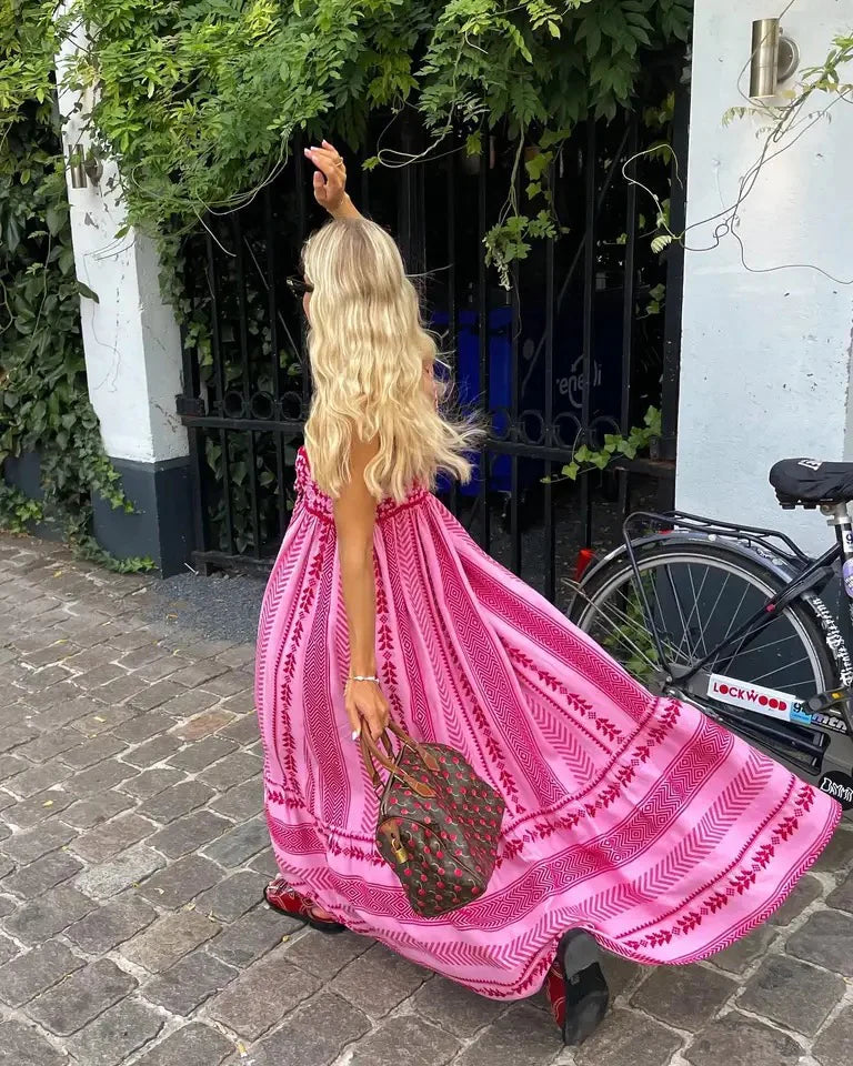 Elegant A-Line Maxi Dress for Women with Romantic Details - Perfect Long Dress for Summer Occasions