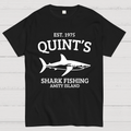Quint's Shark Fishing Amity Island 1975 Jaws y T-Shirt
